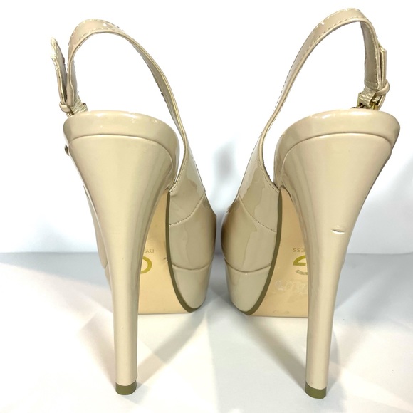 ´Guess - Picture 3 of 7